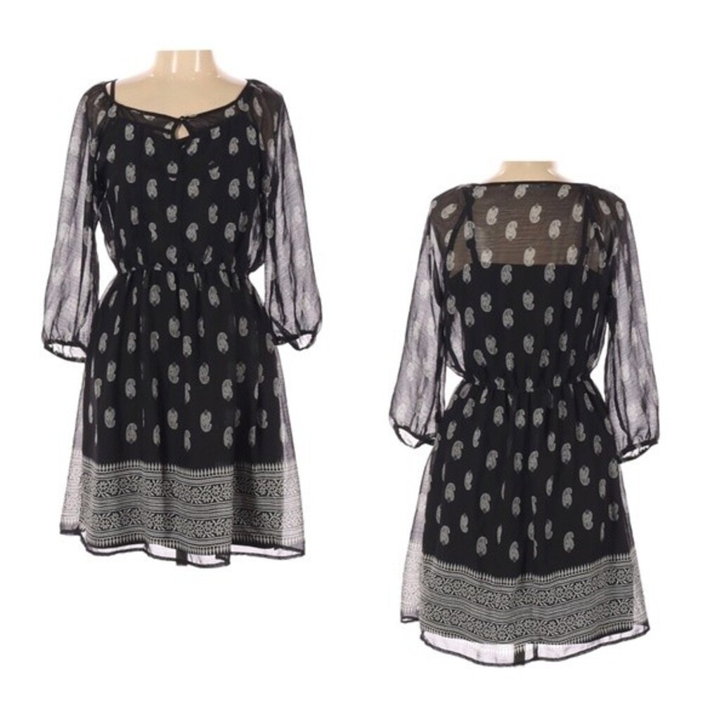 Maurice’s black and white paisley print dress size small